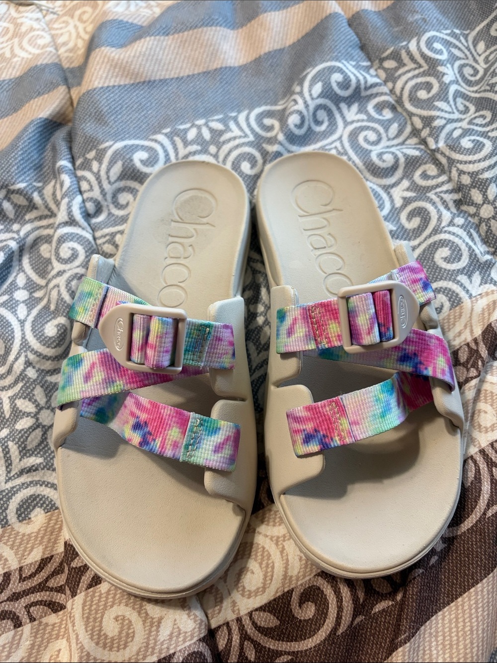 Chaco Chillos Sandals Like New Kids Lite Tie Dye Waterproof Beach Sandals Size 4